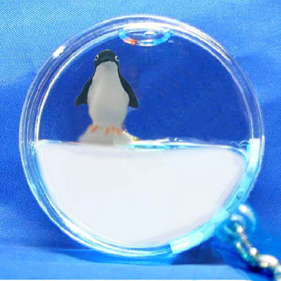 Keyring Liquid Round Penguin, white